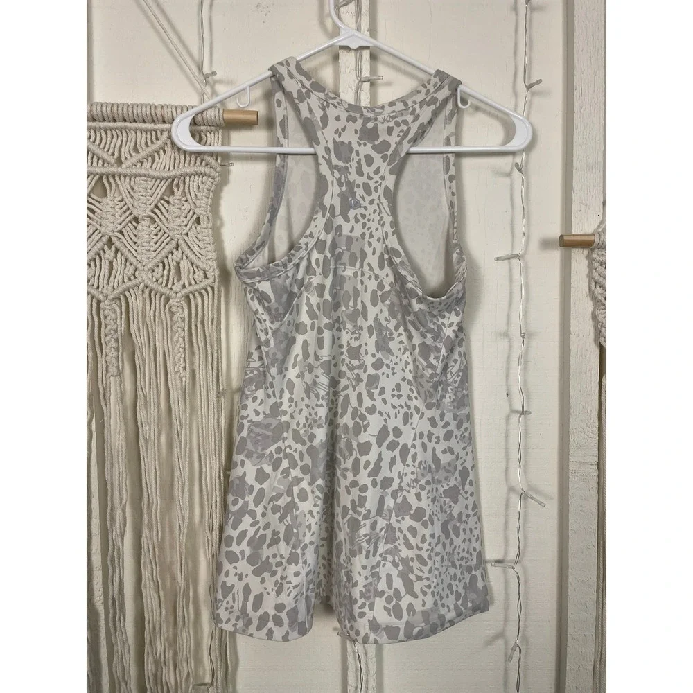 $58 Lululemon Align Racerback Tank Cheetah Camo Antique White Women 6 Yoga